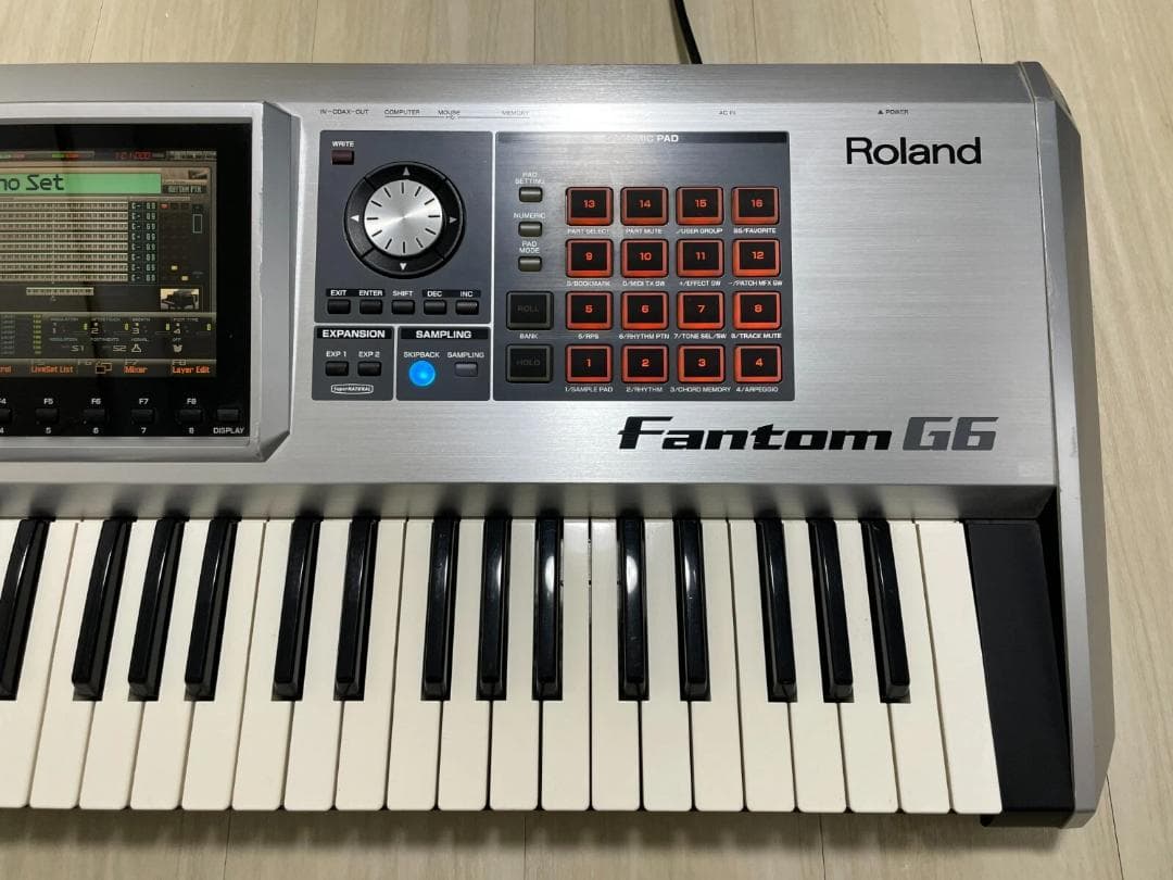 Roland Fantom G6 シンセサイザー