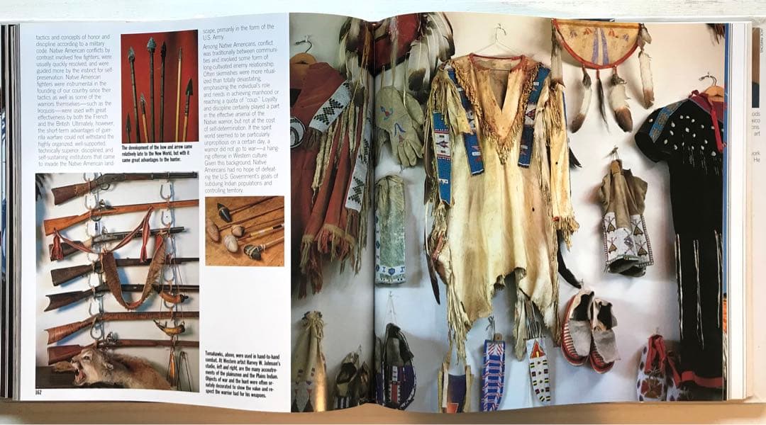洋書　NATIVE AMERICA ART, TRADITIONS, AND