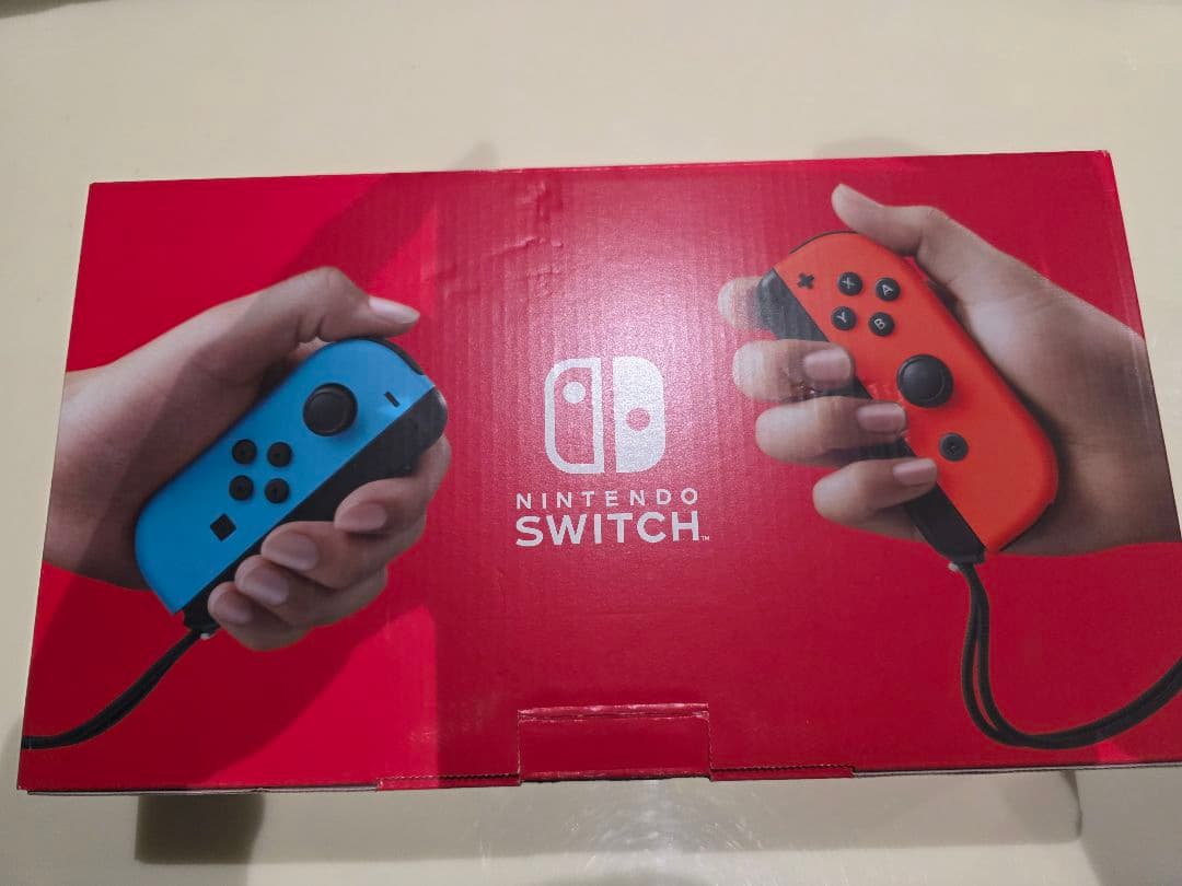 d*2様 Nintendo Switch　本体