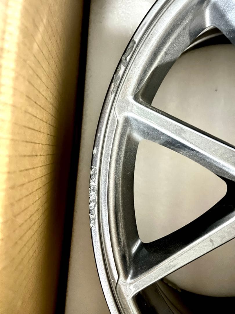 テスラ モデル3 純正18インチ ホイール
