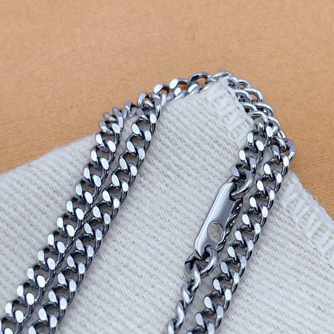 LOUIS VUITTON ネックレス　ロウ　シルバー　LV　トップ　モノグラム