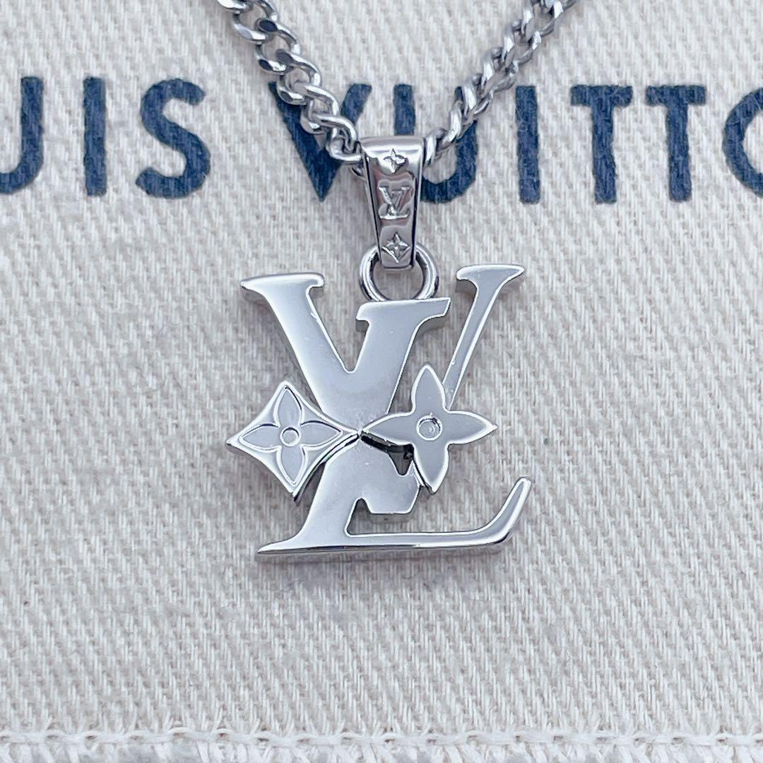 LOUIS VUITTON ネックレス　ロウ　シルバー　LV　トップ　モノグラム