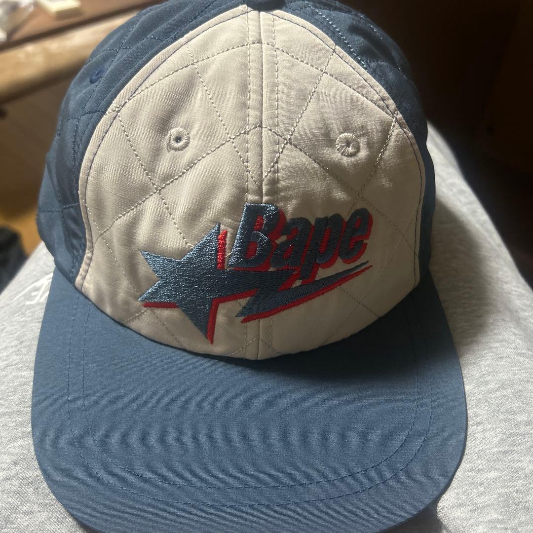 BAPE STA LOGO QUILTING CAP かつきくん着用