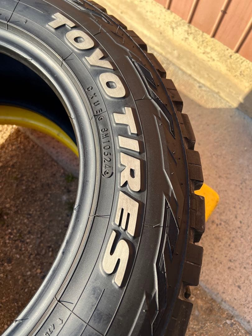 良品　国産　2024年製　215/65R16C 2本　ハイエース　キャラバン