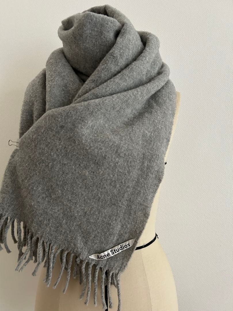 Acne Studios グレー マフラー ウール製
