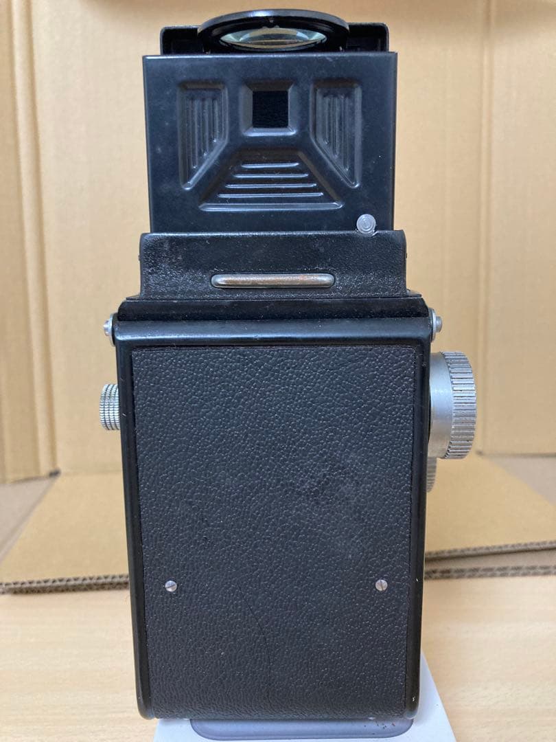 ジャンク品　カメラ3台と三脚(MINOLTAとYASHICAFLEXと？)
