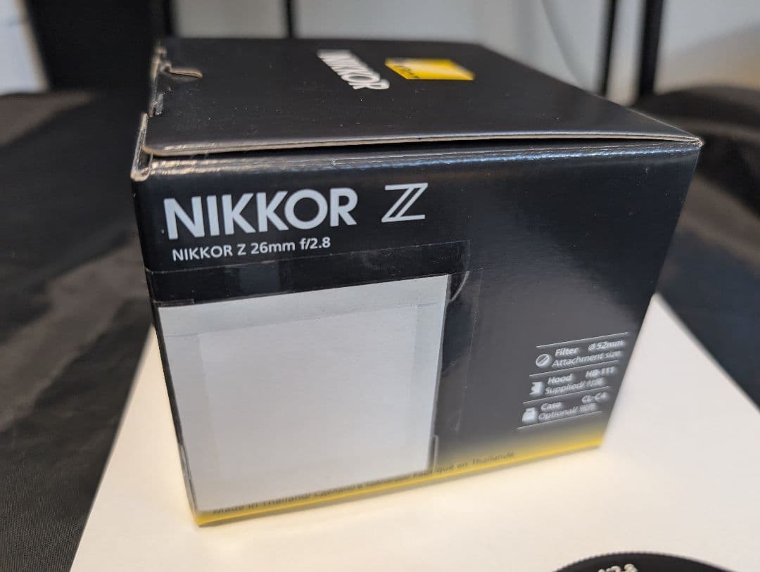 NIKKOR Z 26mm f/2.8 レンズ