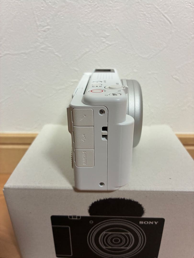 SONY ZV-1M2 ホワイト コンパクトデジタルカメラ　値下げ中