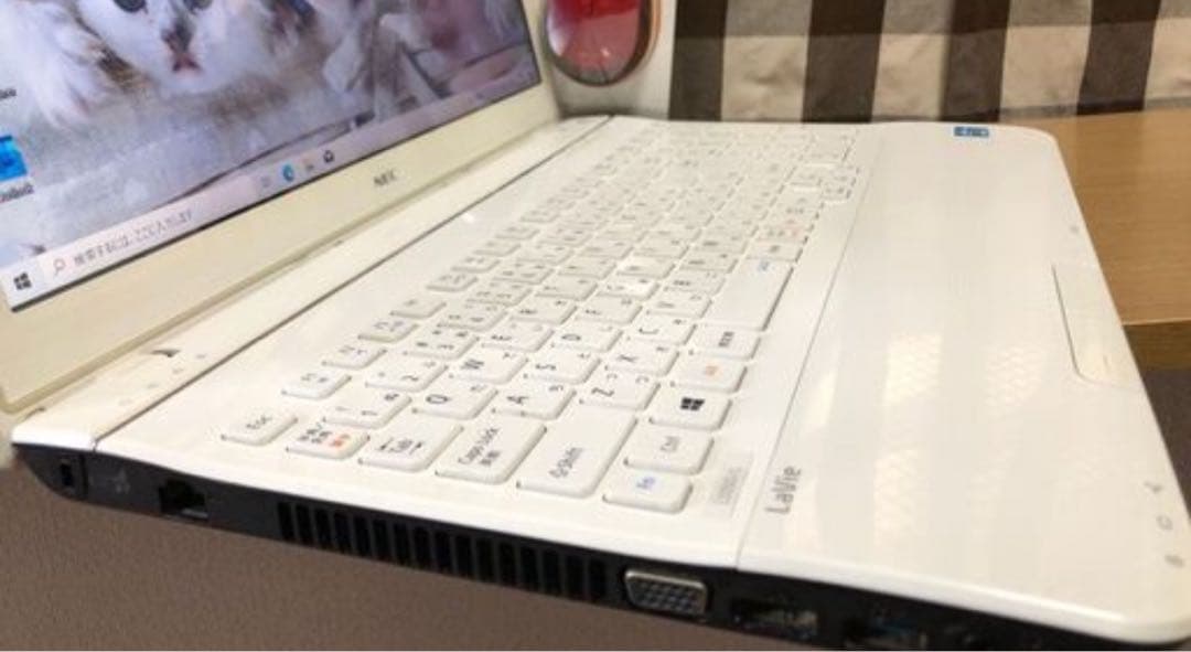 NEC LaVie ホワイト ノートPC