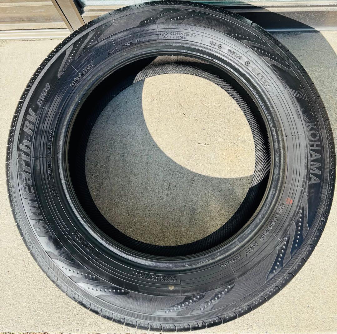 YOKOHAMA BluEarth-RV 205/60R16 96H 24年製