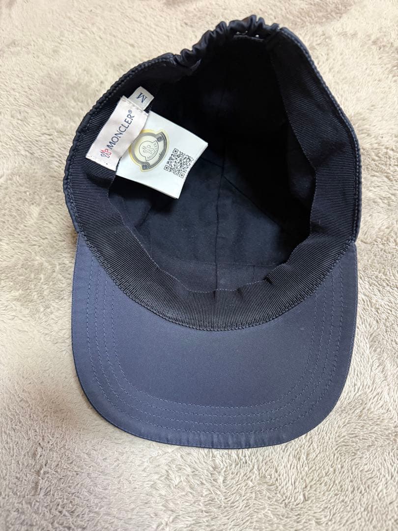 Moncler 黒 ベースボールキャップ