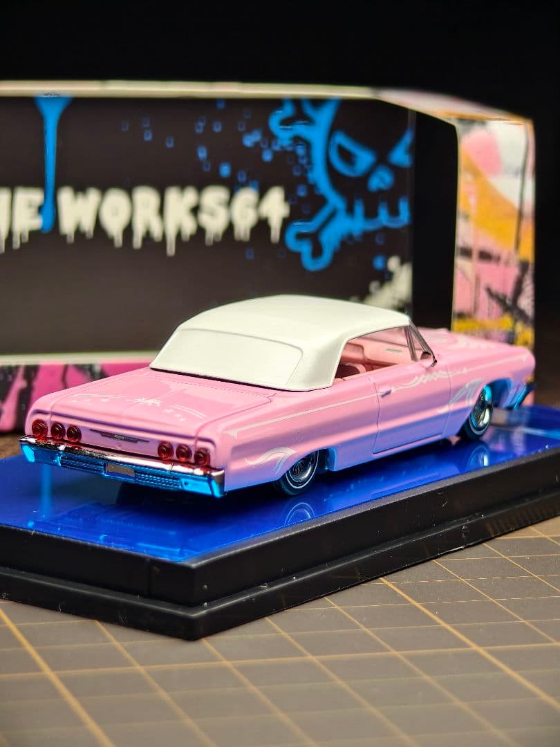 新品 FINE WORKS 1/64 Lowrider Convertible