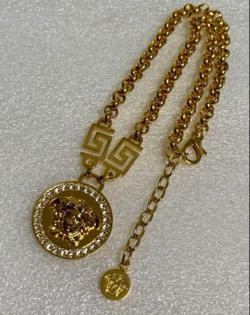 VERSACE クリスタル・ラ・メデューサ・グレカネックレス