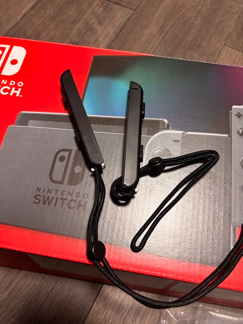 値下げNintendo Switch グレー &プロコン&ジョイコン充電グリップ