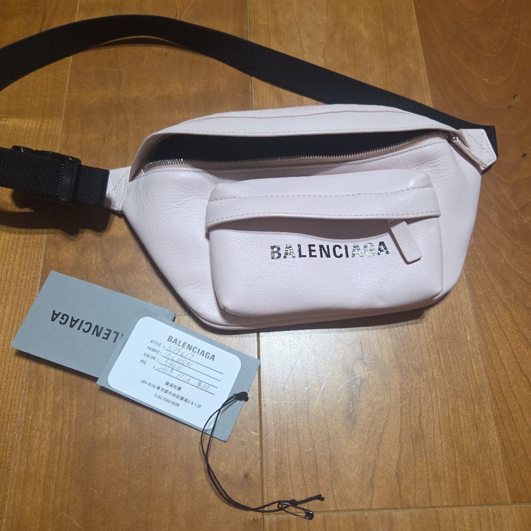 BALENCIAGA ボディバッグ・ウエストポーチ ピンク