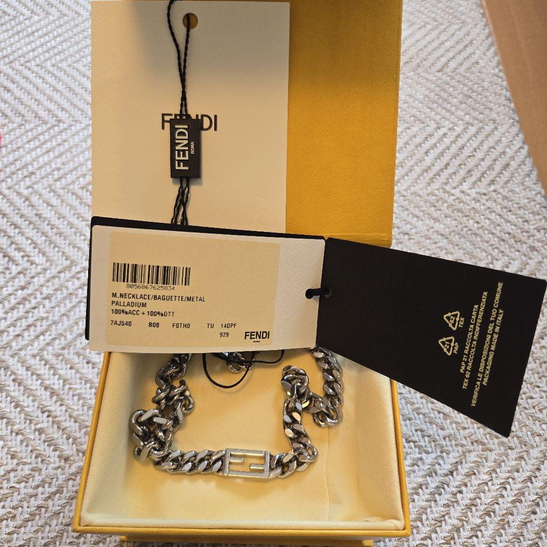 FENDI シルバー ネックレス