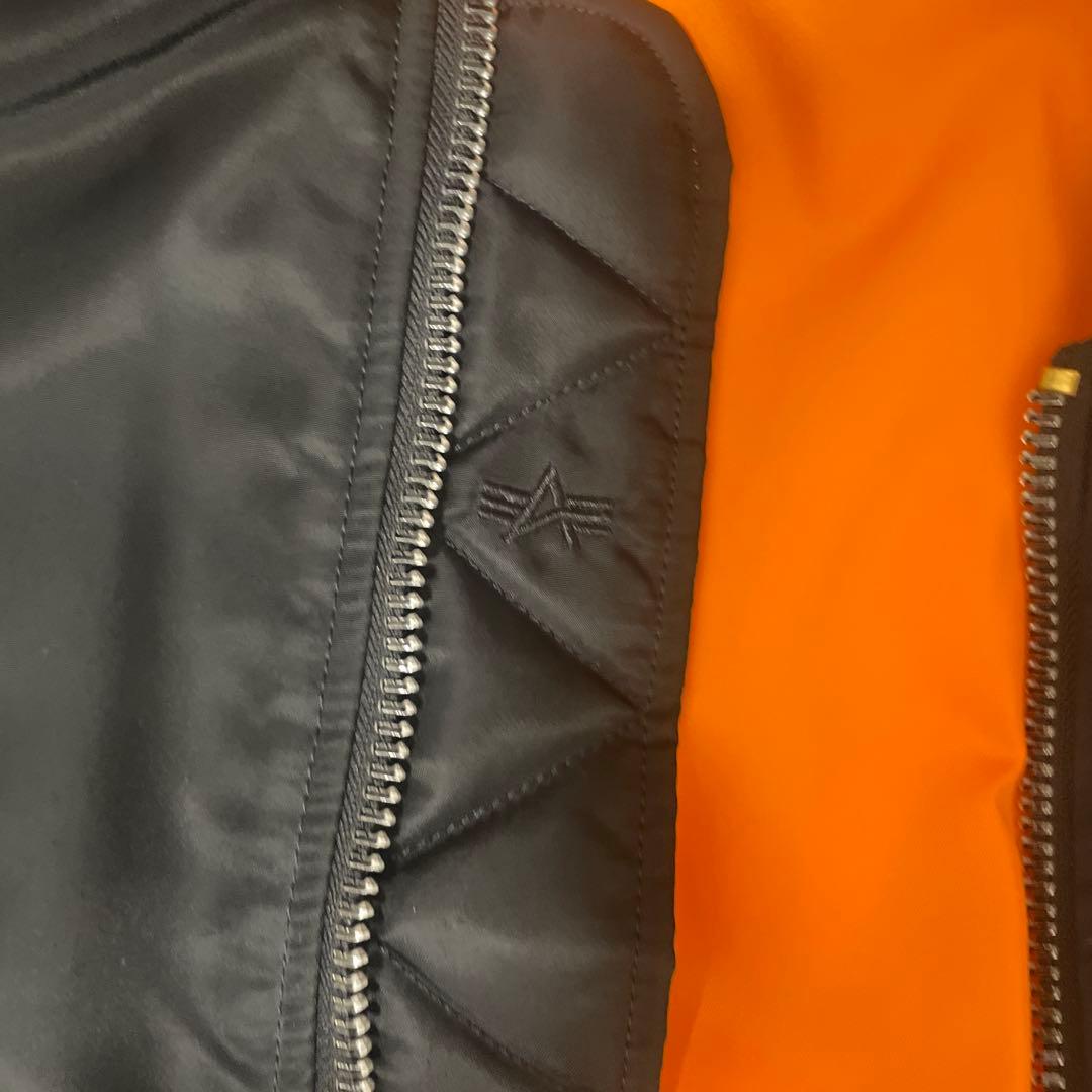 MA-1フライトジャケット 黒 オレンジ内側