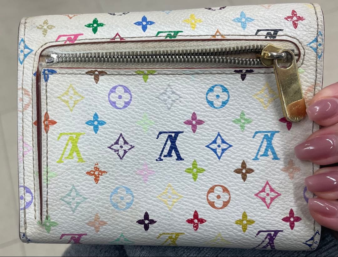 ノ*エ様 Louis Vuitton マルチカラー 三つ折り財布