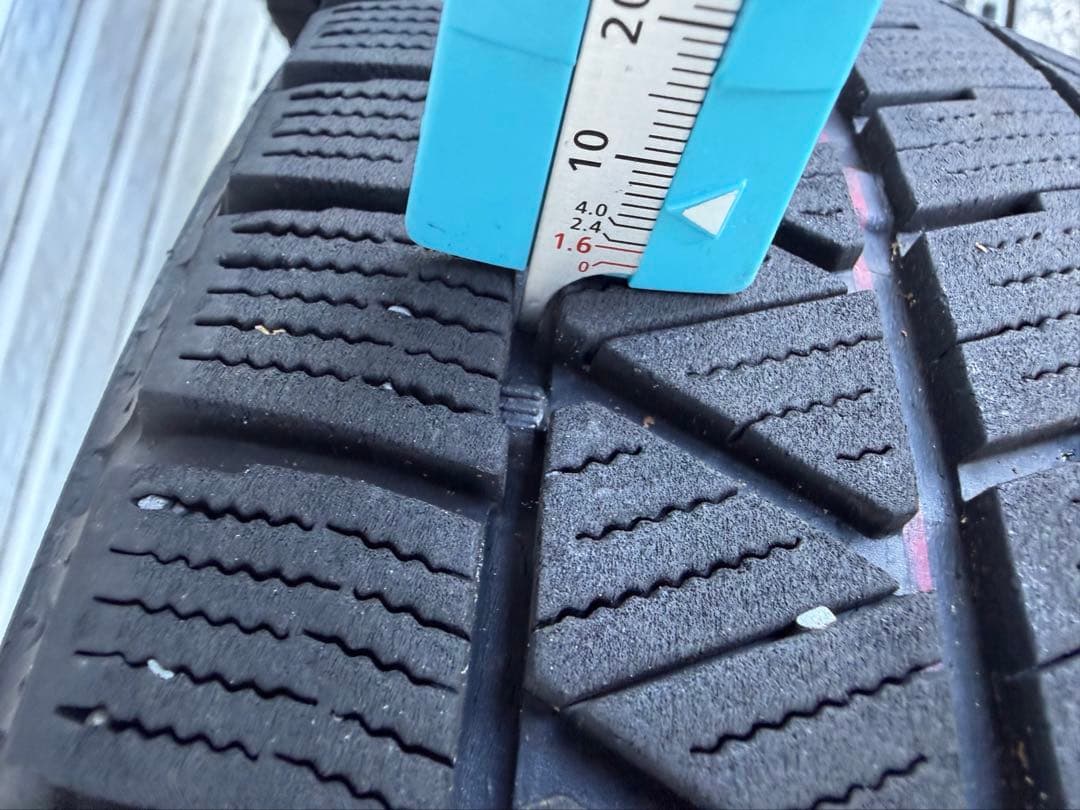ブリザック VRX3 冬タイヤ 155/65R14 4本中古