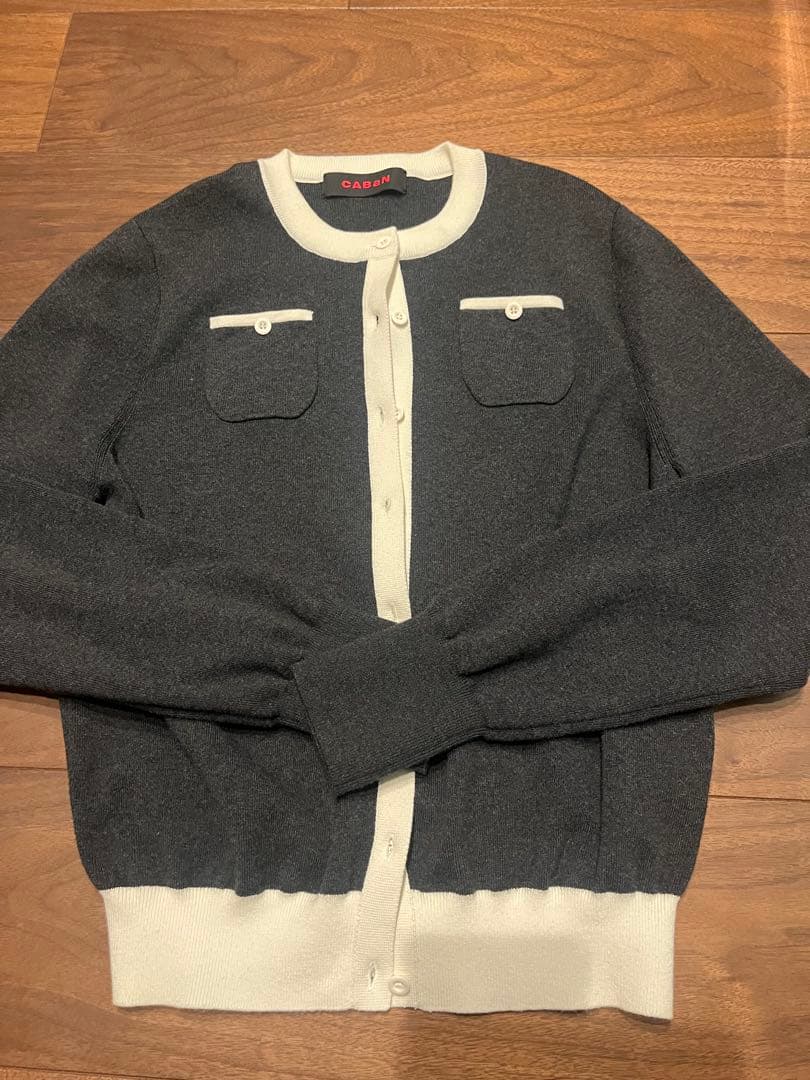 CABaN コットンカシミヤバイカラークルーネックカーディガン