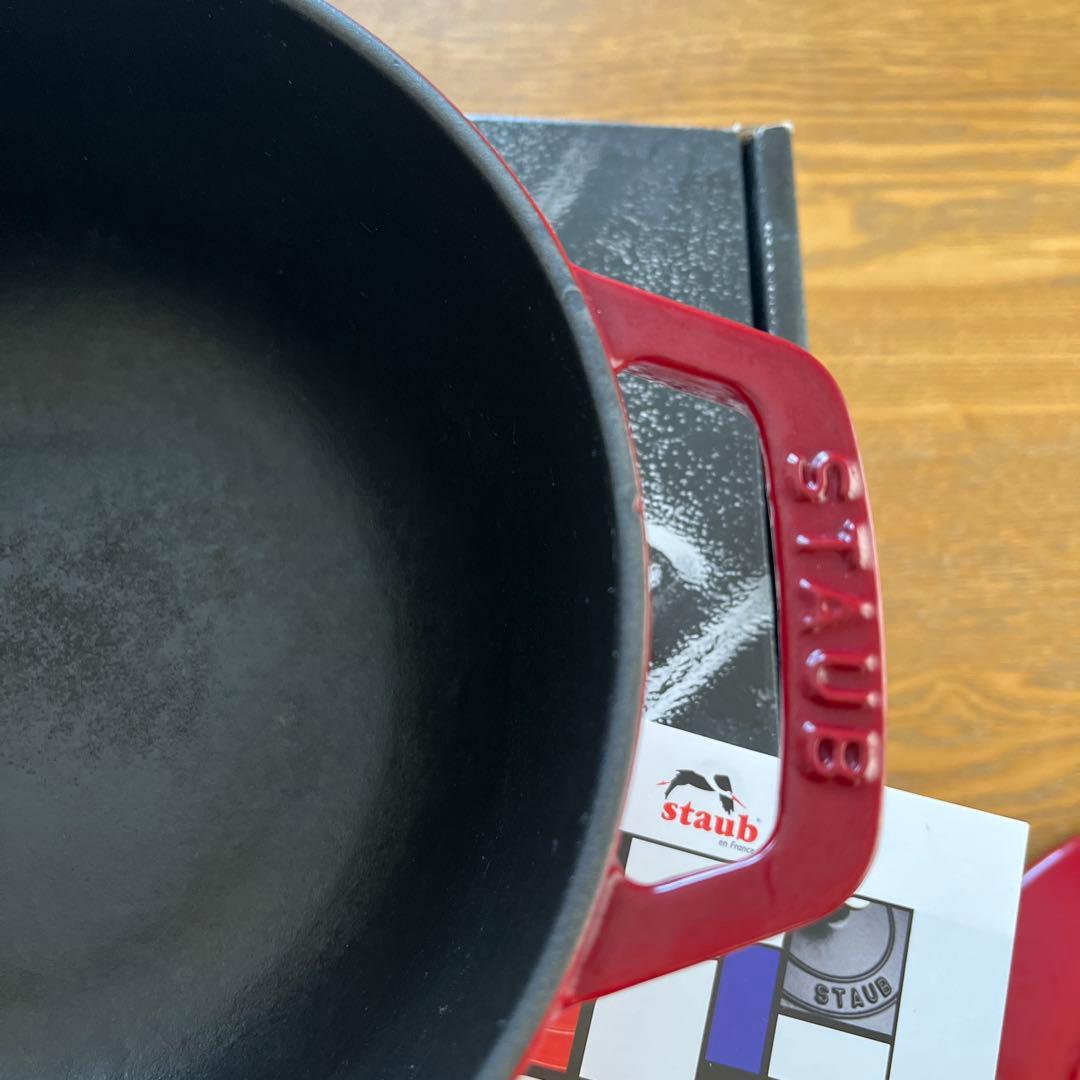 ストウブ　ワナベ　チェリー　M