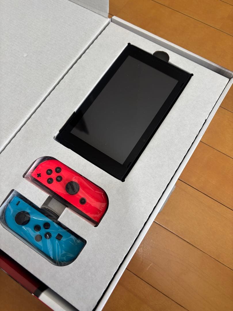た*し様 Nintendo Switch 本体 (青/赤) 初期モデル