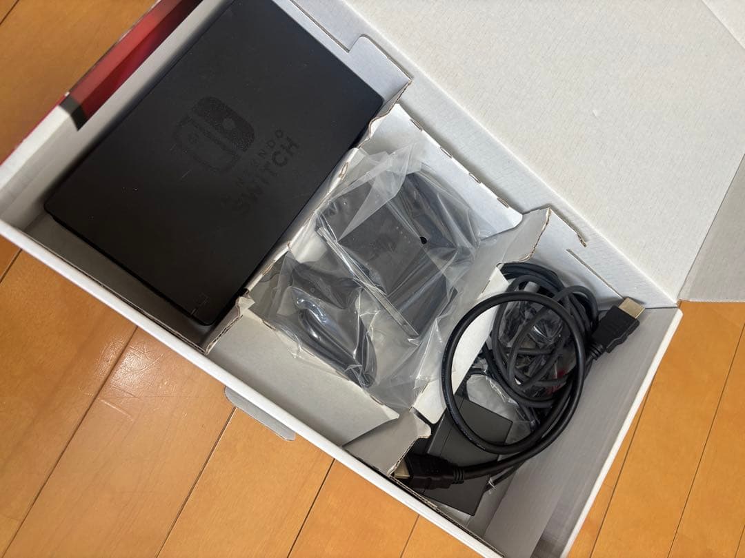 た*し様 Nintendo Switch 本体 (青/赤) 初期モデル