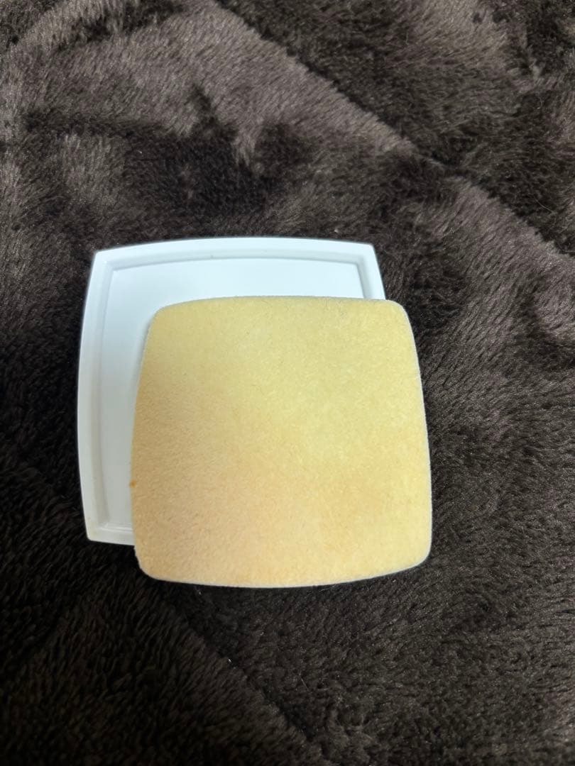シャネル　ルブランコンパクトラディアンス　12 BEIGE ROSE