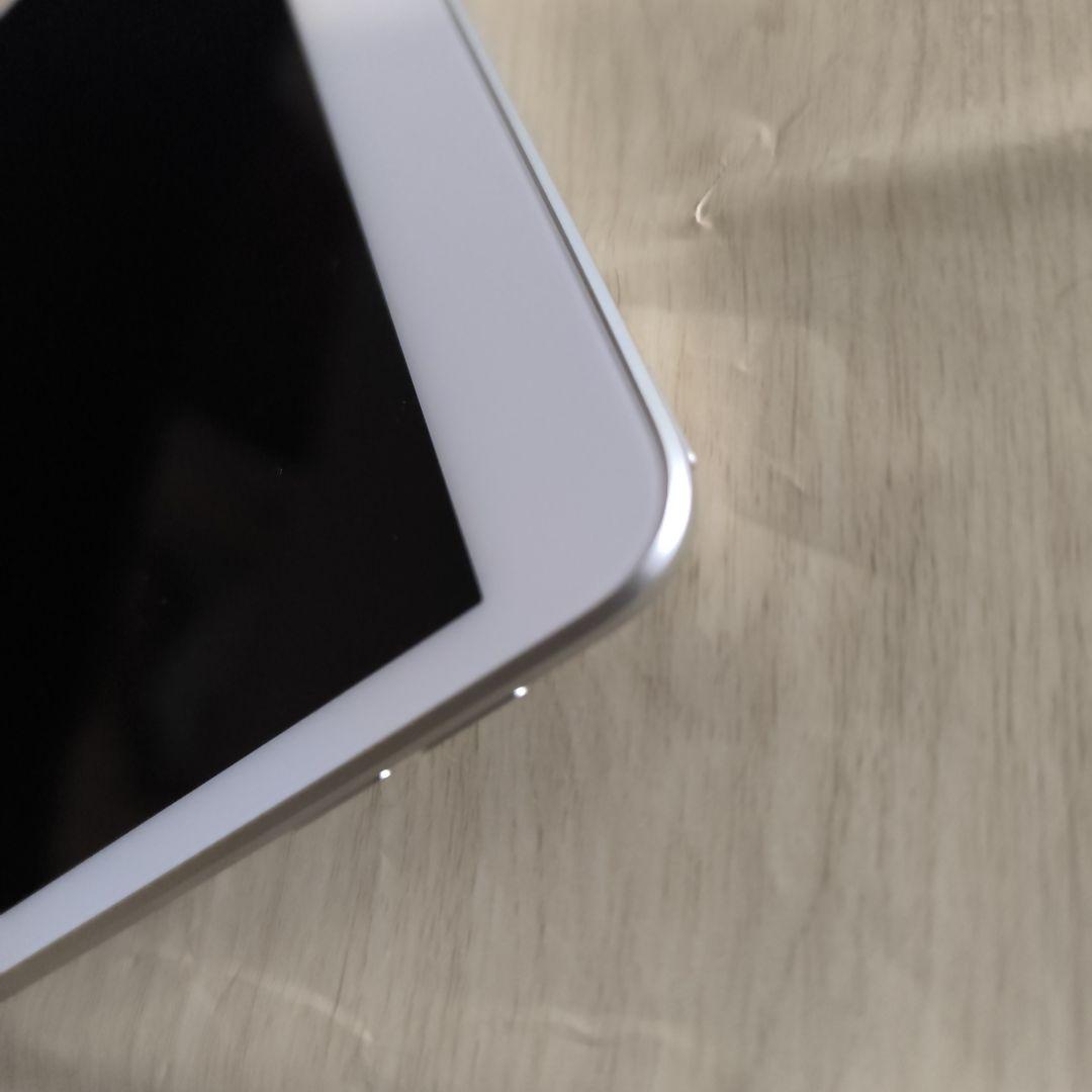 超美品　iPad Air第3世代/64GBWi-Fiモデル Apple