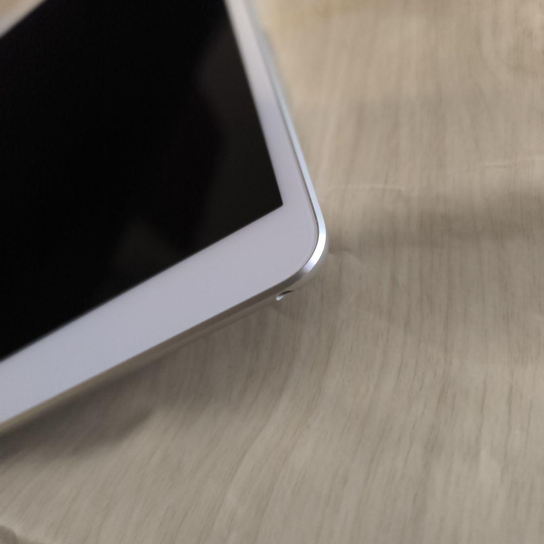 超美品　iPad Air第3世代/64GBWi-Fiモデル Apple