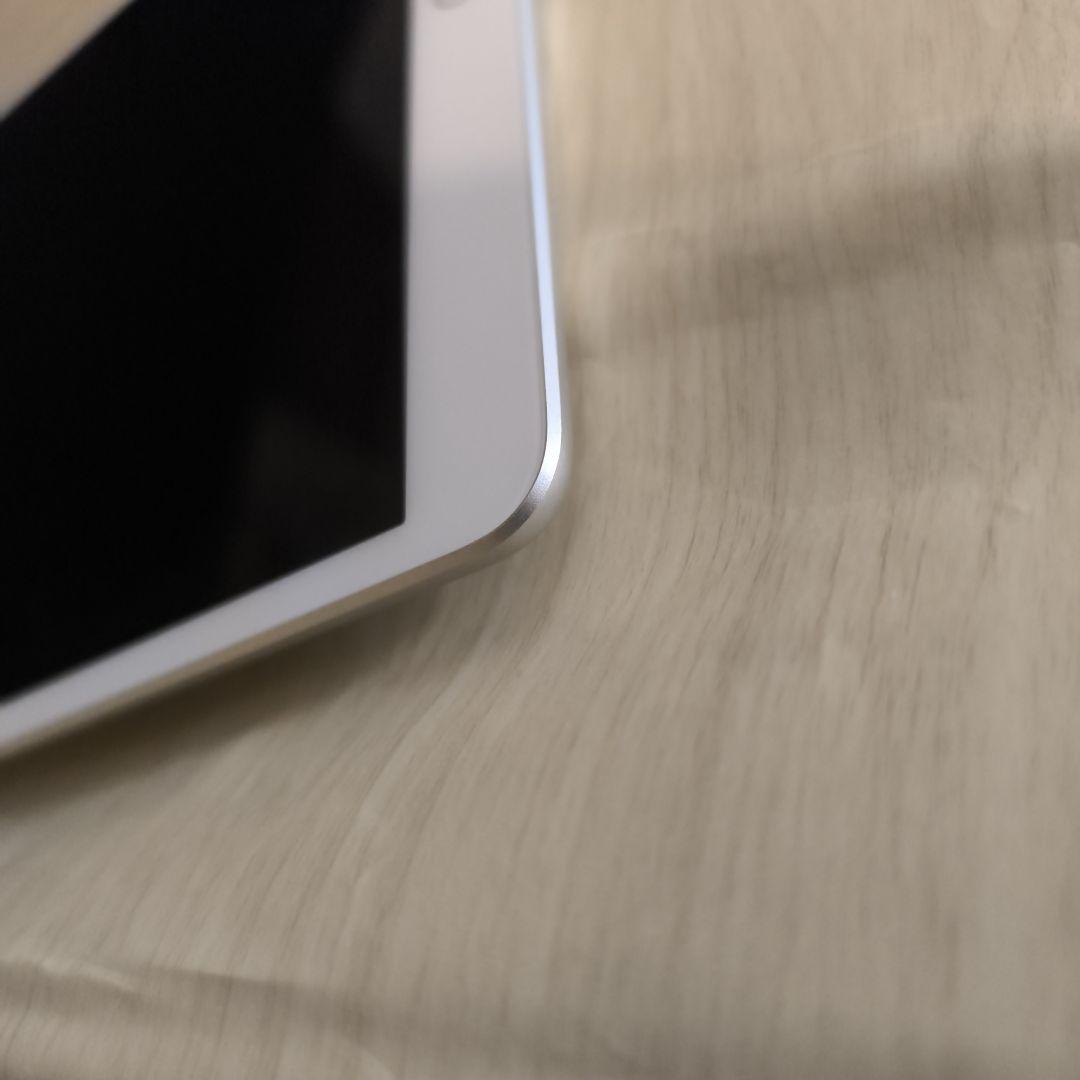 超美品　iPad Air第3世代/64GBWi-Fiモデル Apple