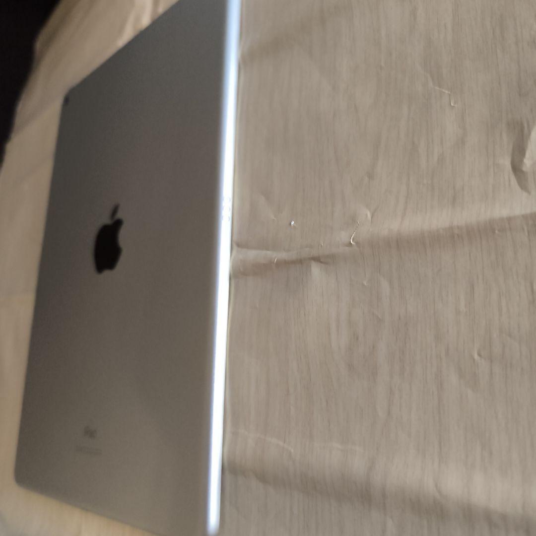 超美品　iPad Air第3世代/64GBWi-Fiモデル Apple
