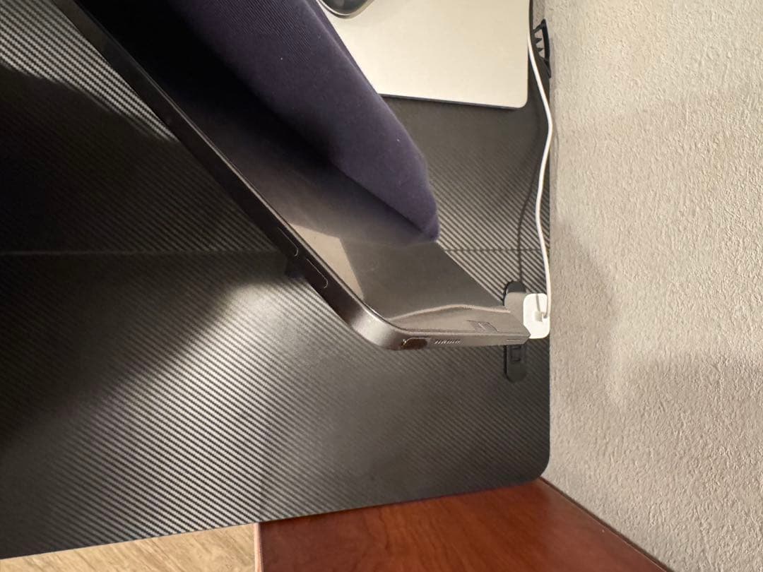 Pom★ 　iPadAir5 256GB スペースグレー