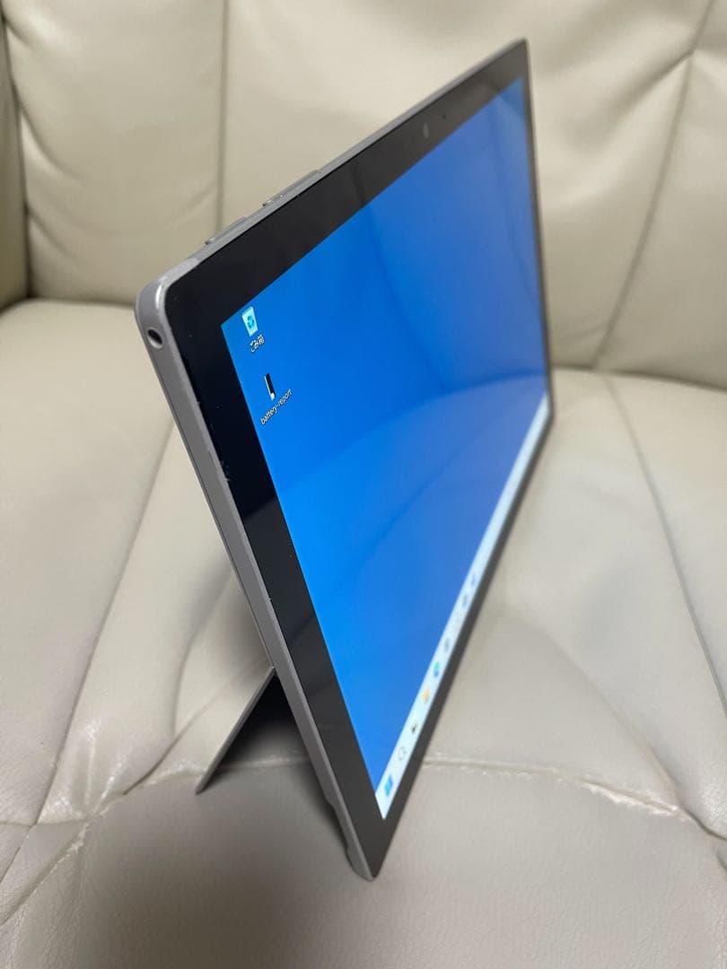 Windowsタブレット本体 Microsoft Surface Pro 6 (256GB 8GB RAM)
