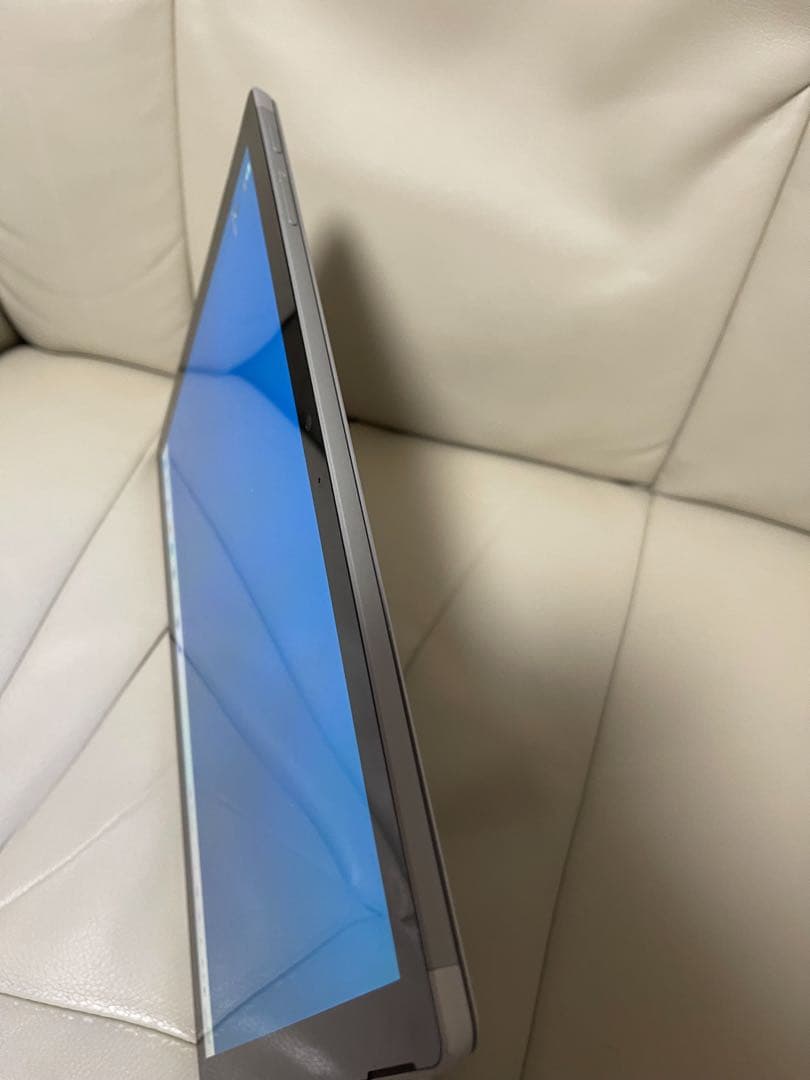Windowsタブレット本体 Microsoft Surface Pro 6 (256GB 8GB RAM)