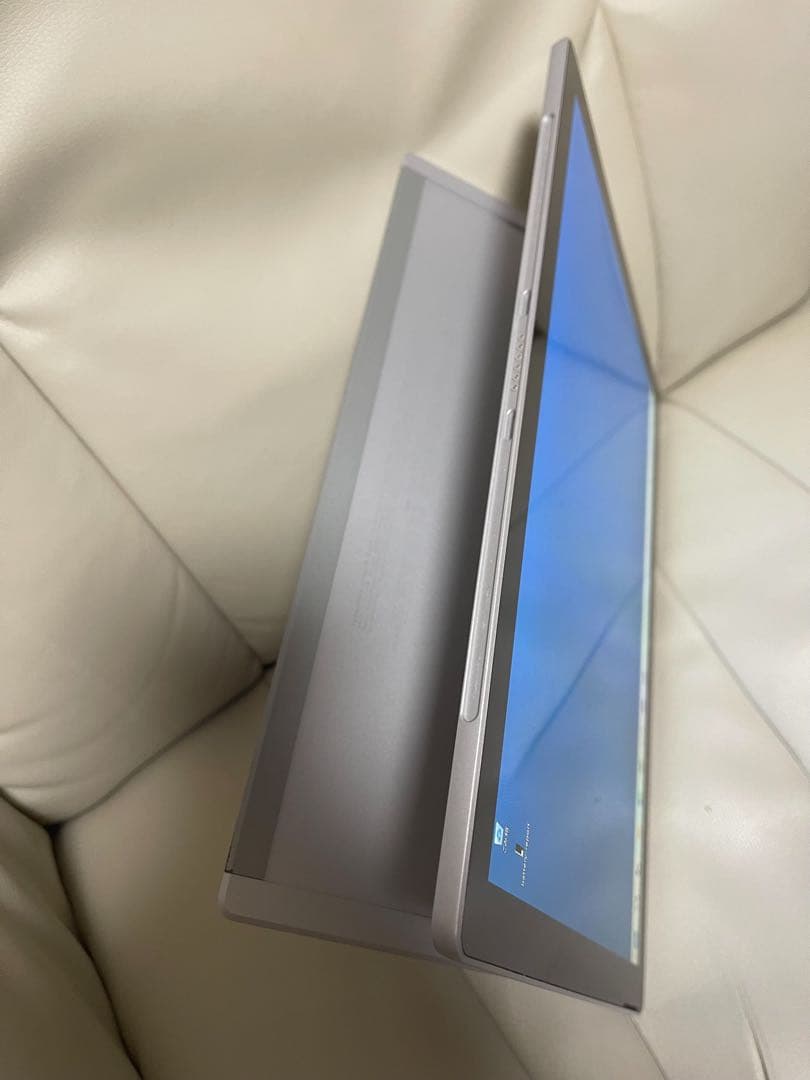 Windowsタブレット本体 Microsoft Surface Pro 6 (256GB 8GB RAM)