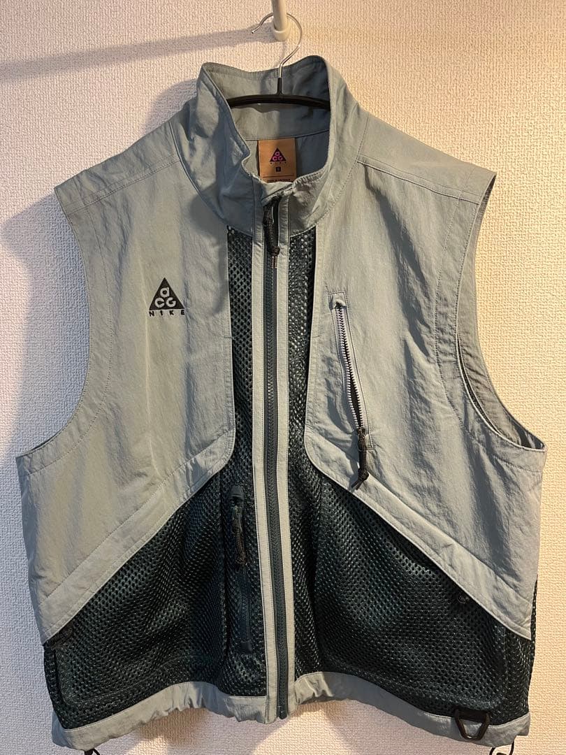 希少カラー NIKE ACG ベスト S 極美品