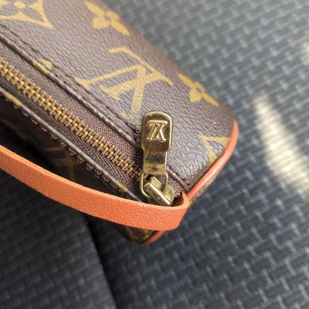 LOUISVUITTON モノグラム　筒型バック