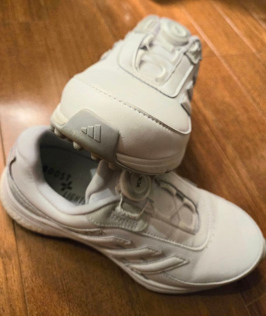 adidas ホワイト ゴルフシューズ