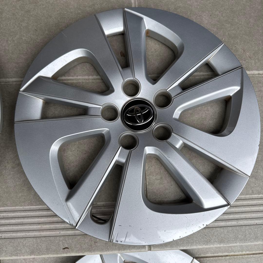 トヨタ プリウス　純正　15インチ ホイールキャップ　4枚セット　50系