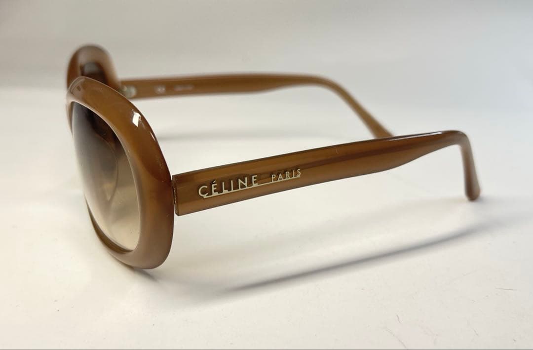 CELINE (セリーヌ)サングラス　レディースロゴ入り