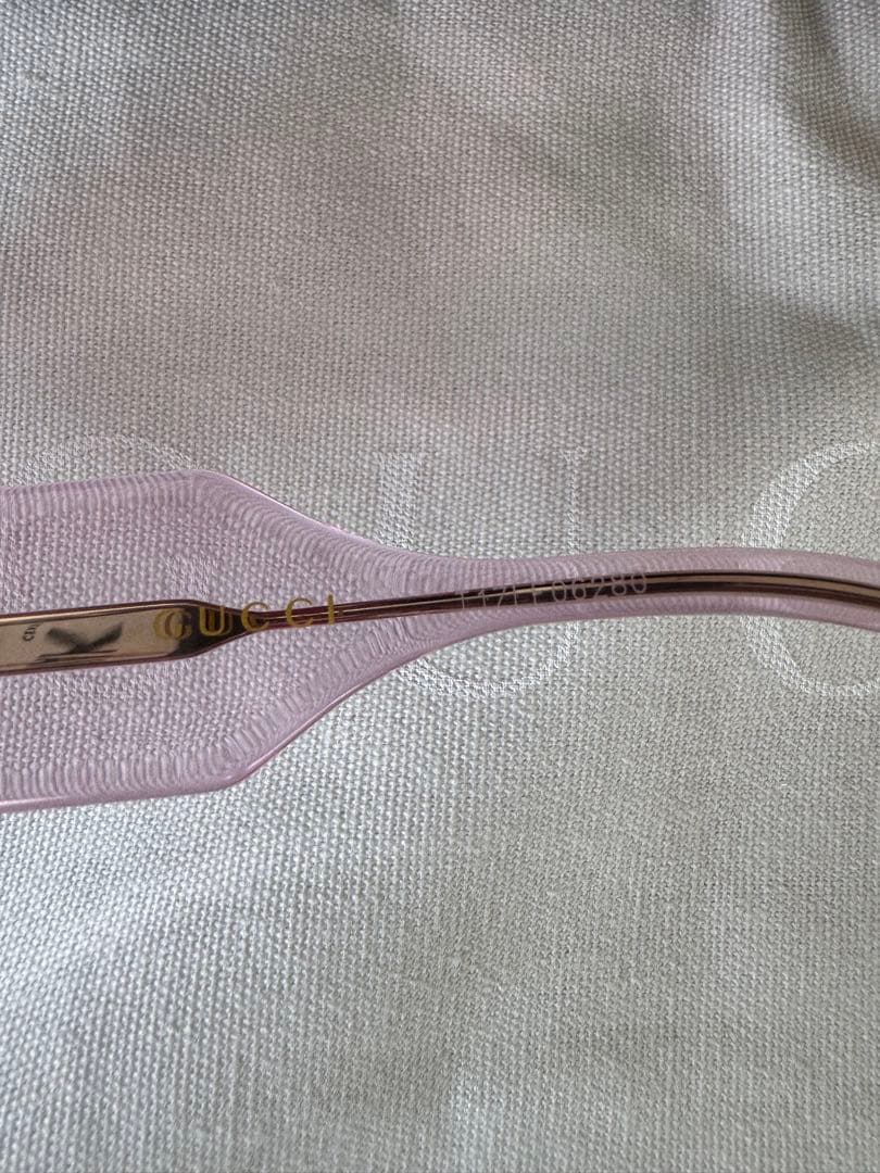 GUCCI GG1553S クリア ピンク バタフライ サングラス