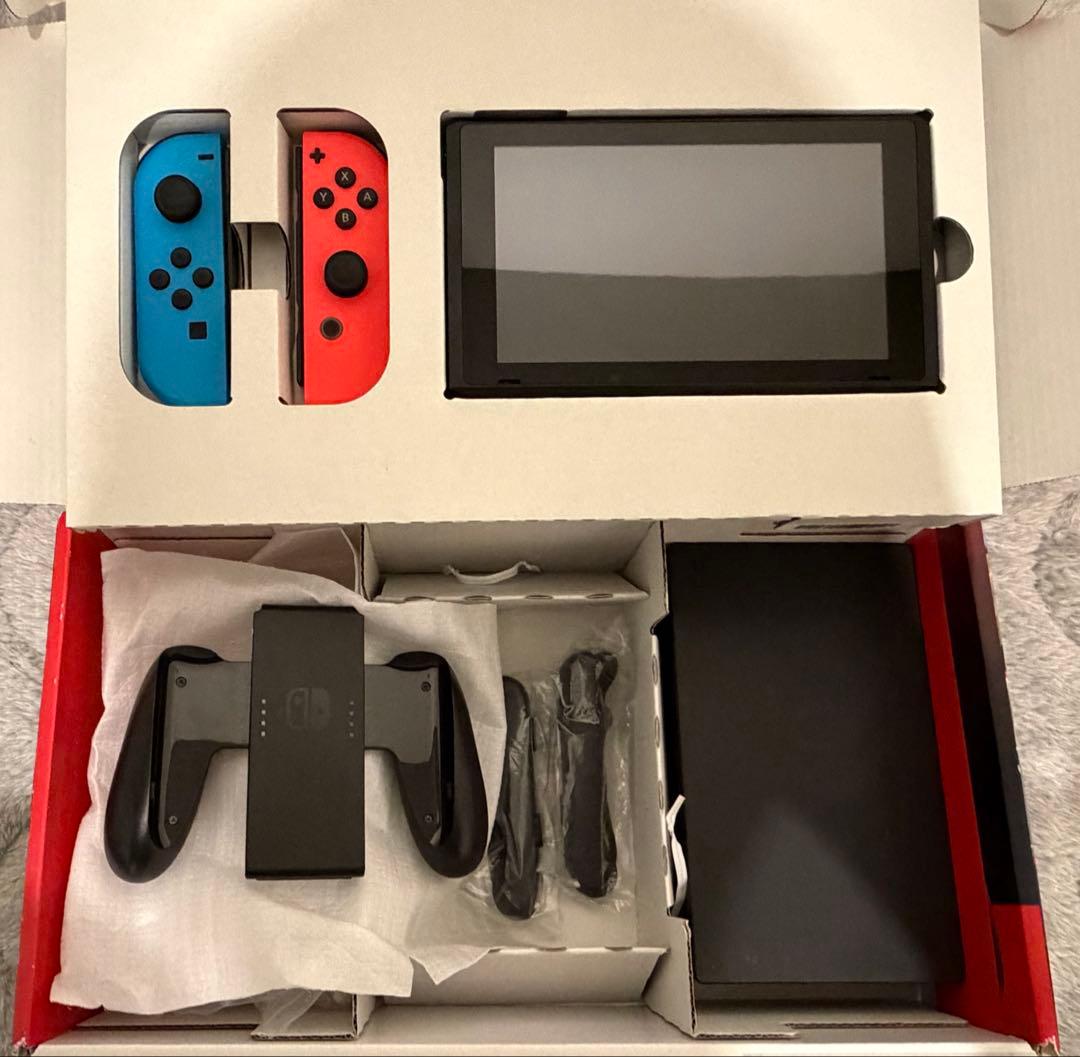 こ*す様 Nintendo Switch ネオンレッド/ブルー 本体
