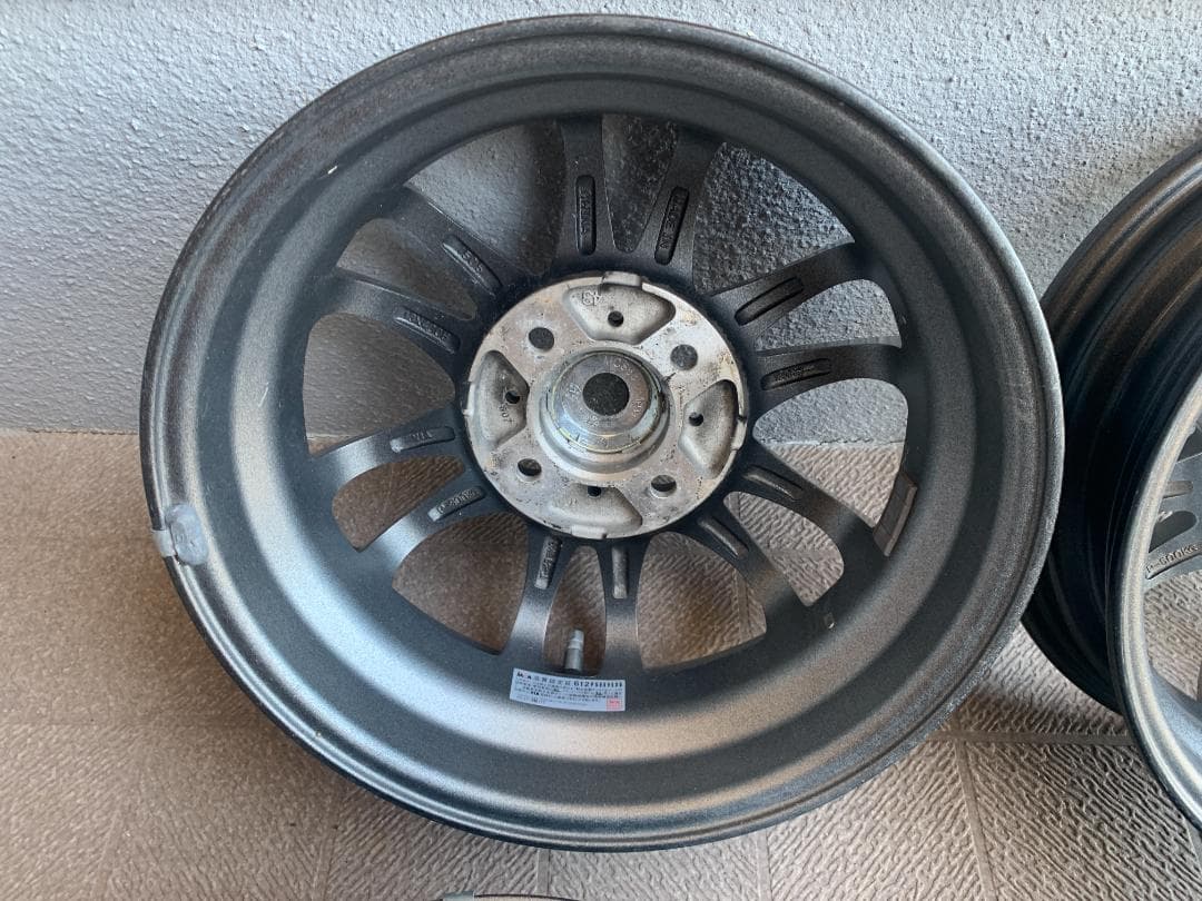 美品ホイール　CROSS SPEED PREMIUM 13インチ　 軽自動車に！
