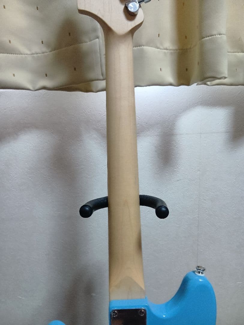 （美品）Squier by Fender Sonic Mustang HH