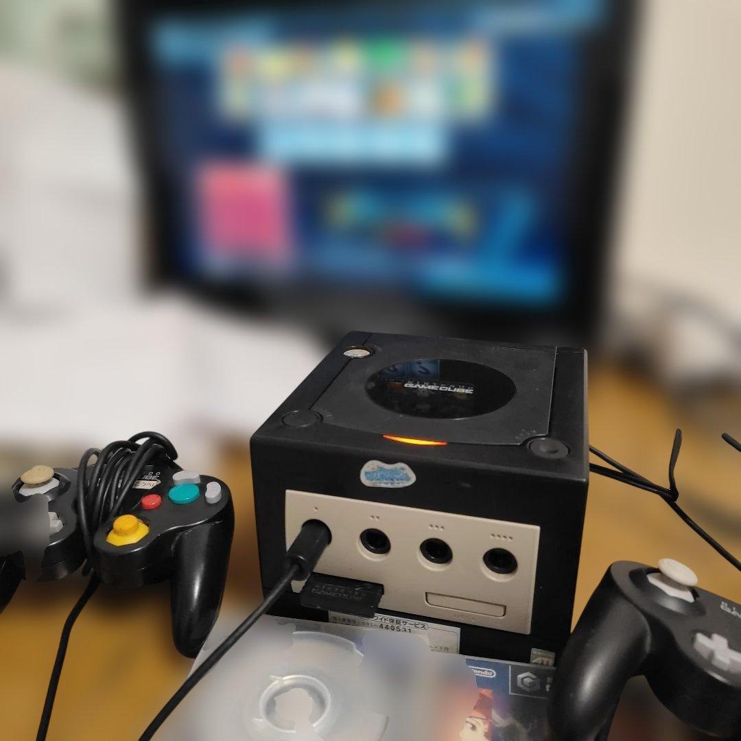 ゲームキューブ 本体 ＋コントローラー2個＋ゲームソフト2個＋付属品