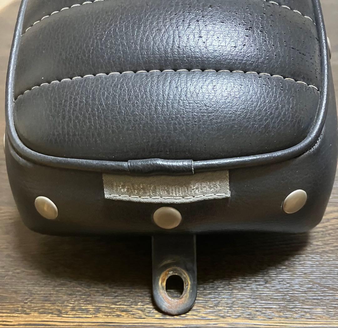 イージーライダース製ドラッグスター250 コブラシート スタッド付き