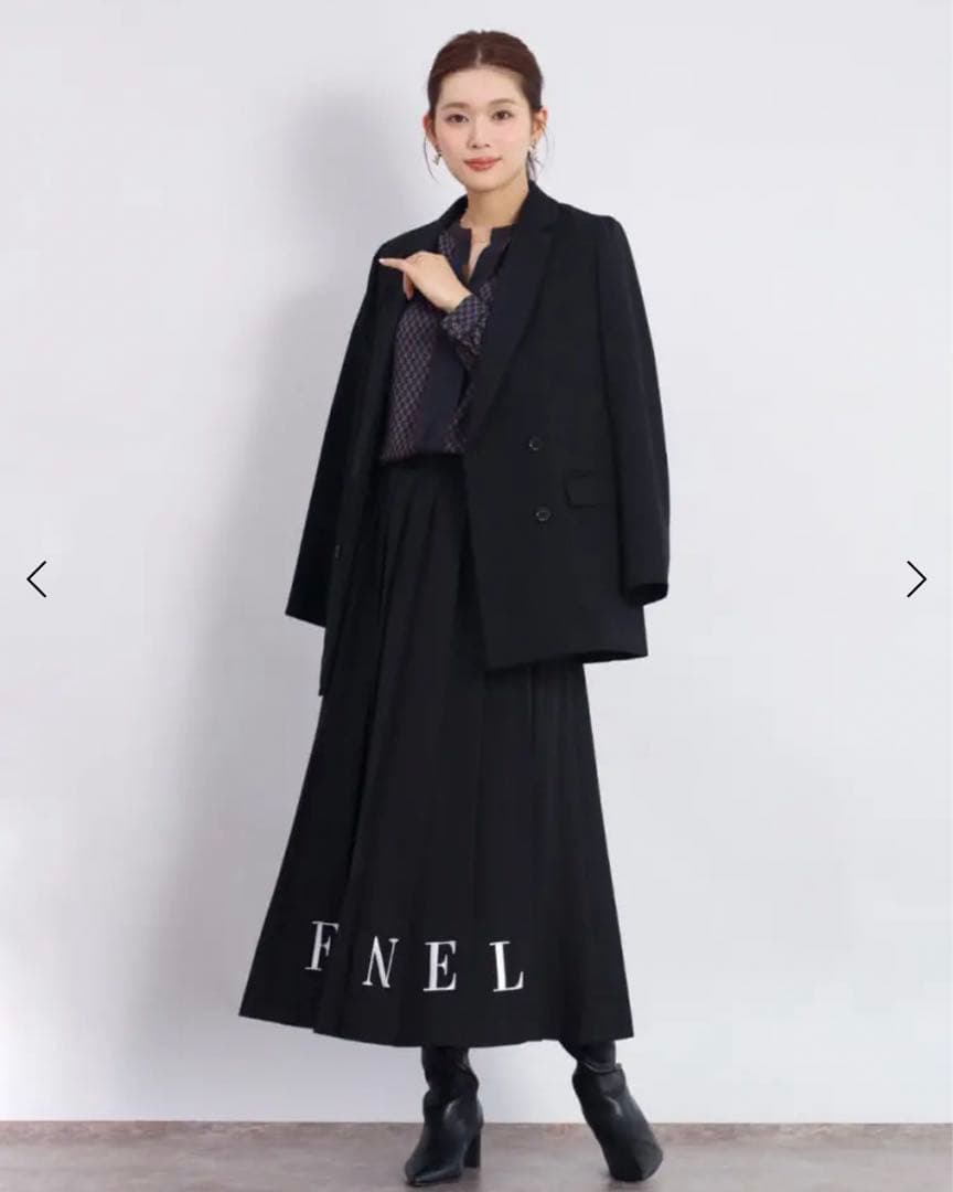 今期新品タグ付FENNEL26000円刺繍ロゴプリーツスカート　スコットクラブ