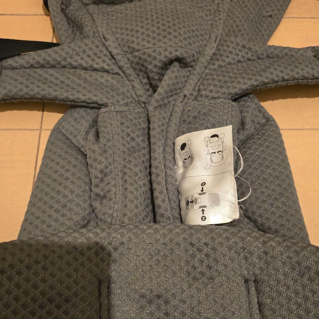くまエルゴベビーオム二ブリーズ 抱っこ紐 グレー