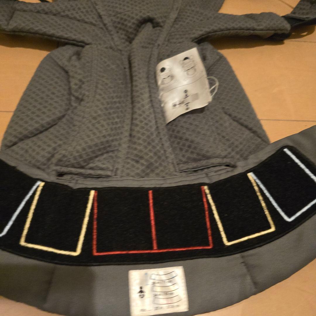 くまエルゴベビーオム二ブリーズ 抱っこ紐 グレー